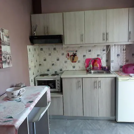 Dollhouse Elli * Kalamata